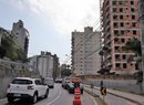 Por questão de segurança, Prefeitura embarga obras privadas na Rua Hermann Huscher