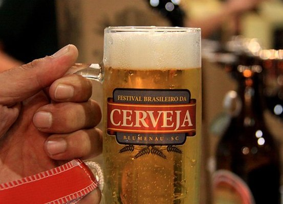 Prefeitura de Blumenau consegue liminar para evitar uso das marcas "Festival Brasileiro da Cerveja" e "Concurso Brasileiro de Cervejas"